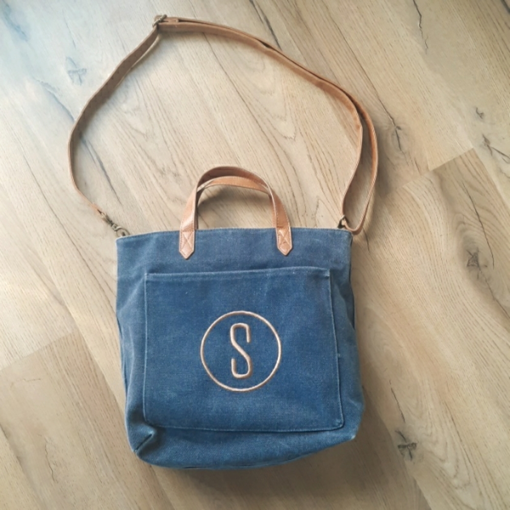 Window Shopper Tote